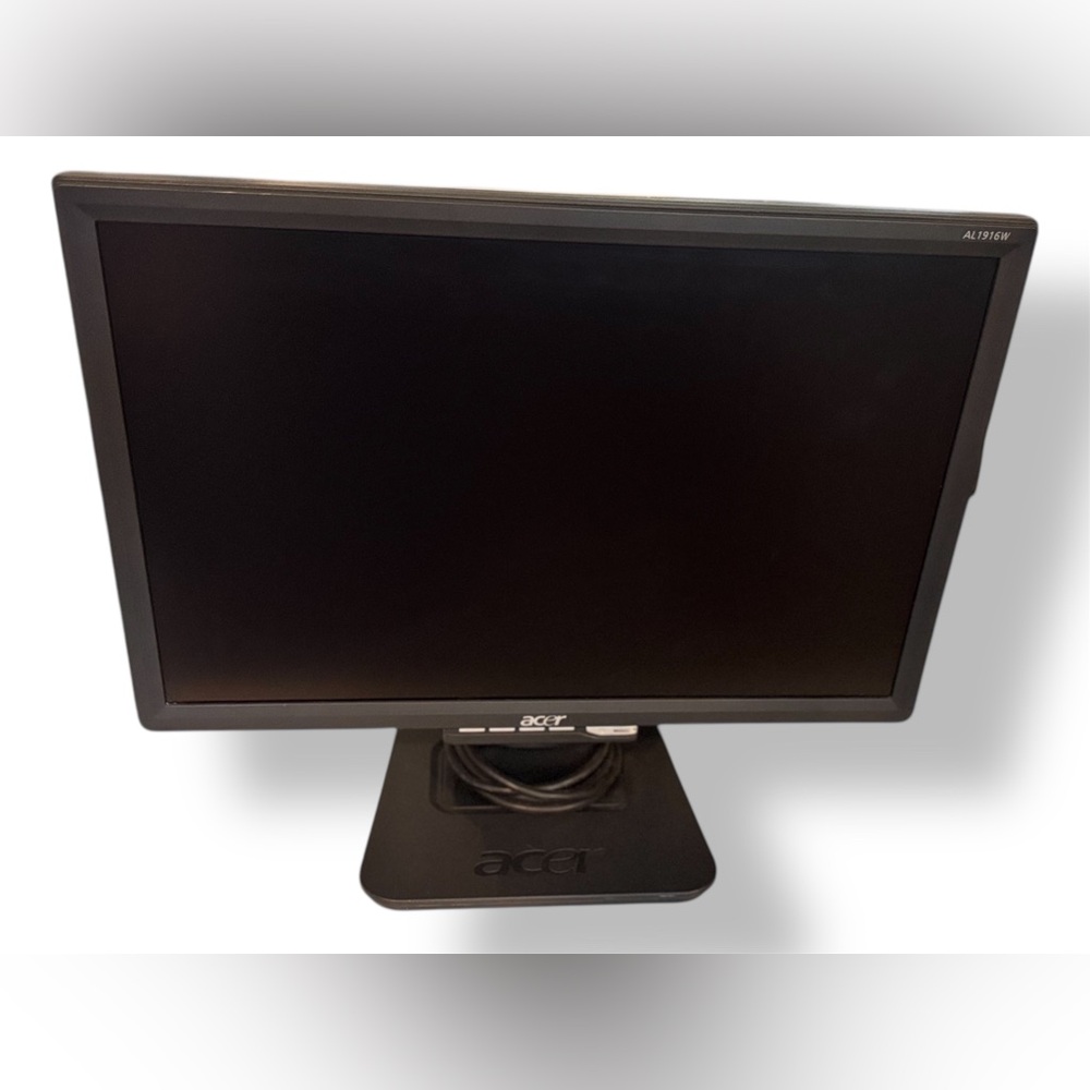 ACER 19” Widescreen Black External Computer Monitor AL1916W + VGA Cable - Picture 2 of 16